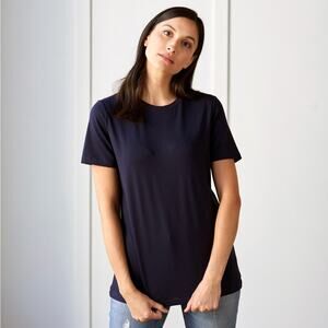 Bluffworks Threshold Navy Blue Crewneck T-shirt Standard Fit Size Small Women’s